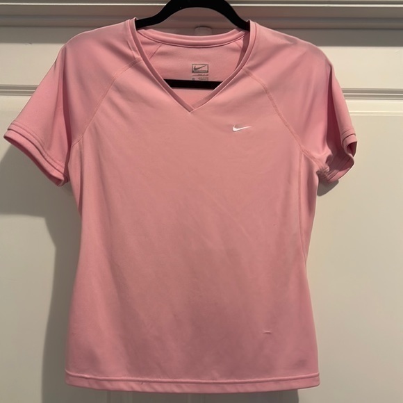 Nike Tops - Pink Nike Performance Top Size Small